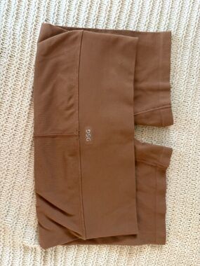 DSG Seamless High-Waist Bike Shorts - Beige Tan